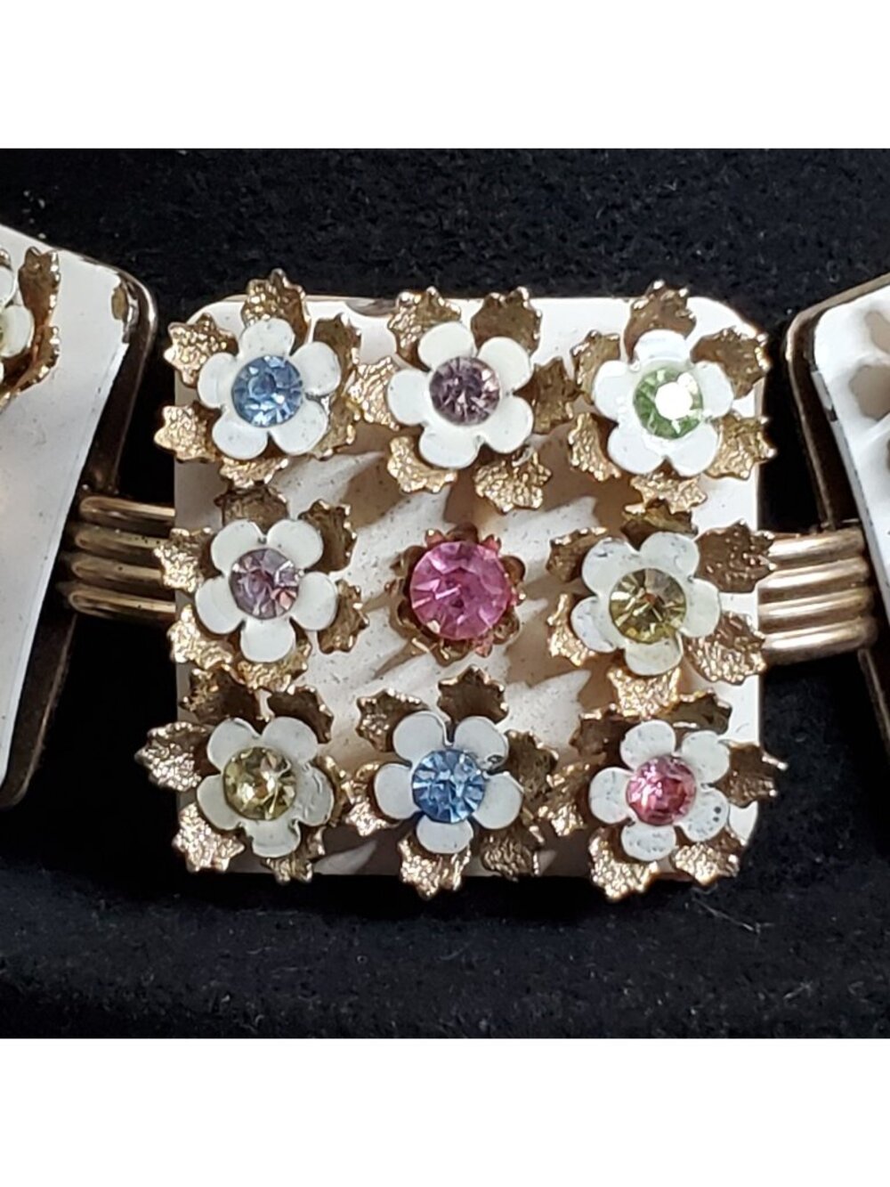 Vintage Panel Bracelet Floral Rhinestone Enamel Gold Tone White 7.5"